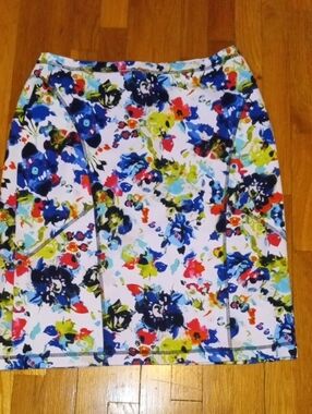 women XL bright colorful skirt, Nicole MIller